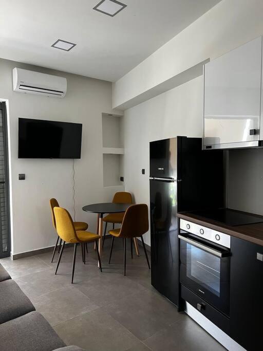 Faronita - Luxury Apt In The Heart Of Kalamáta Eksteriør bilde